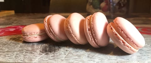 Macarons Roses à la Vanille pour la St-Valentin