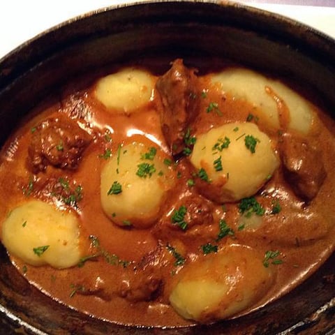 Mijoté de Veau au Paprika et à la Ciboulette