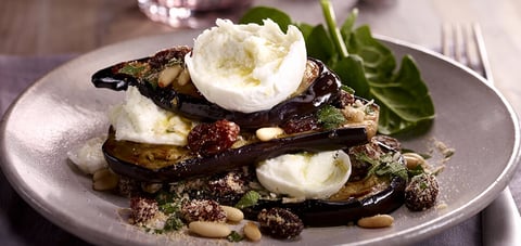 Mille-feuilles D'aubergines Étagées au Fromage Mozzarina di Bufala
