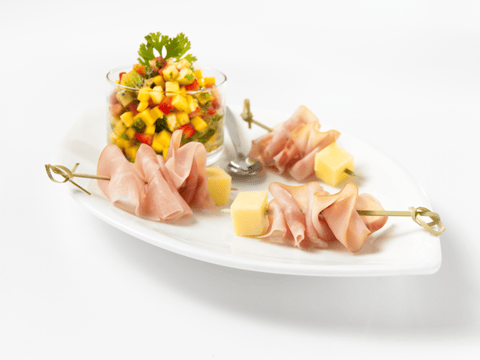 Mini Brochettes de Jambon et Fromage avec Salsa aux Fruits