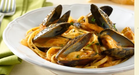 Moules Parma Rosa et Linguine