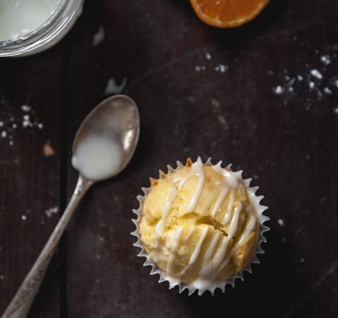 MUFFINS À LA CLÉMENTINE & CHOCOLAT BLANC