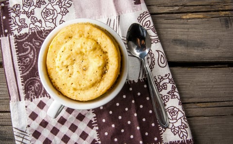 Mug Cake au Jambon Emmental et Cumin