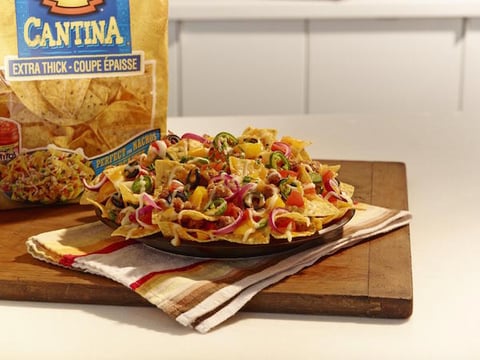 Nachos Festifs au Chorizo et au Fromage Manchego