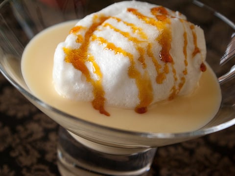 Oeufs à la Neige