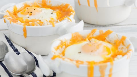 Œufs dans un Nid de Pommes de Terre