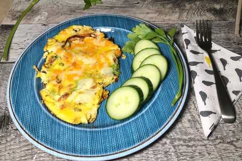 Omelette Poivron Rouge aux deux Fromages