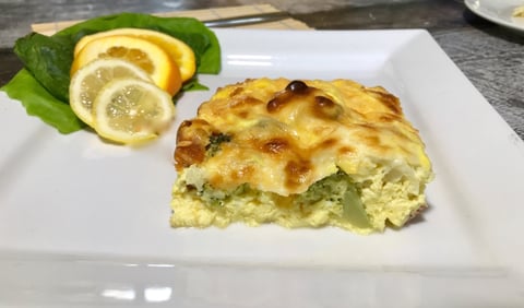 Omelette Saucisses et Double Fromage