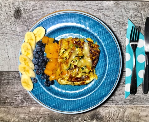 Omelette Toastée aux Légumes et Fromage