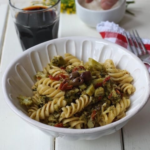 One Pot Pasta aux Brocolis et Tomates Séchées