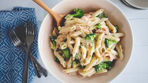 Pâtes Crémeuses au Saumon et au Brocoli