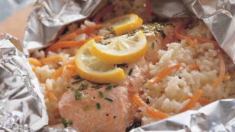 Papillotes de Saumon Grillé au Citron et aux Fines Herbes