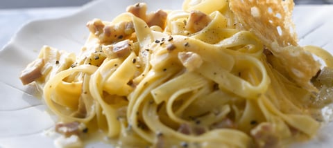 Pâtes à la Sauce Crémeuse à la Pancetta