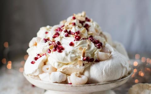 Pavlova aux Litchis et à la Grenade