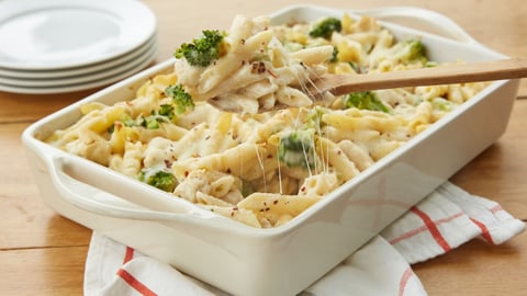 Penne au Poulet Alfredo Cuits au Four