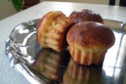 Petites Brioches Fourrées au Foie Gras