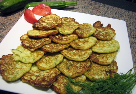 Petites Crêpes aux Courgettes