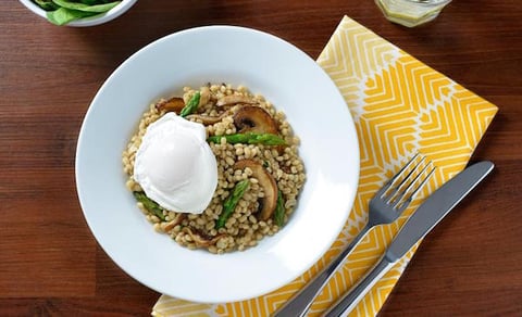 Pilaf D’orge aux Champignons Accompagné d’un Oeuf Poché
