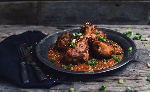 Pilons de Poulet Mexicain au Chocolat