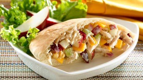 Pitas au Thon, aux Pommes et au Cheddar