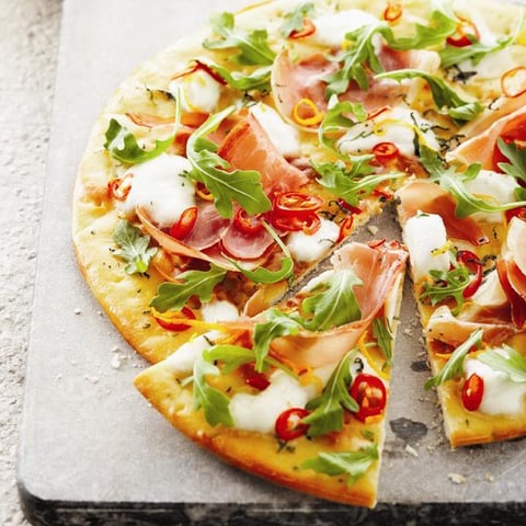 Pizza au Prosciutto et à la Roquette