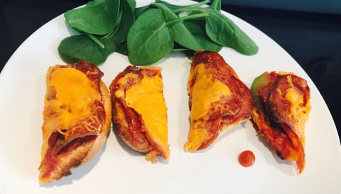 Pizza Maison sur Pain Hamburger