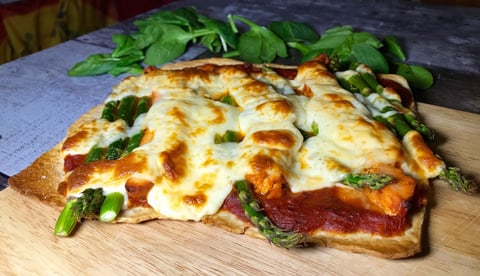 Pizza Mince Poulet et Asperges