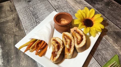 Pizza Pochette et Carottes en Frite