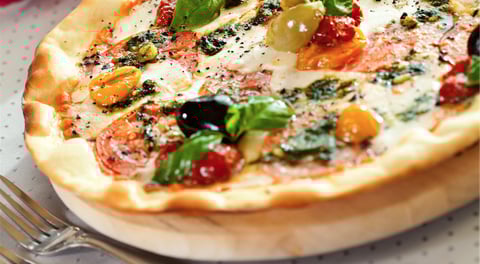 Pizza Santé et Délicieuse à faire sur le Feu  ( camping )