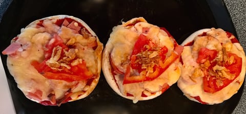 Pizza sur Pain Hamburger