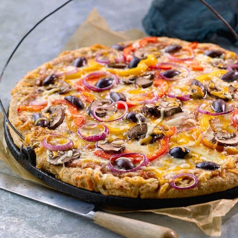 Pizza Végé avec Croûte au Fromage