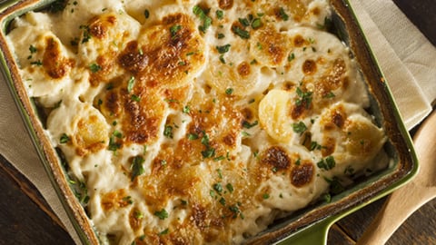 Pommes de Terre au Gratin Débordantes de Saveur