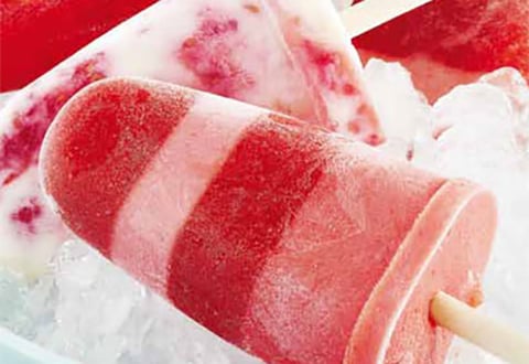 Popsicles Zébrés aux Fraises