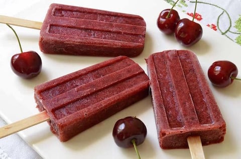 Popsicles ou Esquimaux Cerises et Fraises