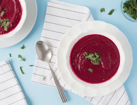 Potage aux Betteraves et aux Pommes