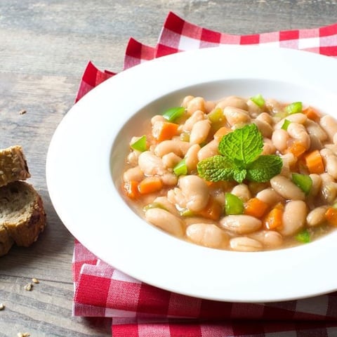 Potage aux Haricots Blancs et Carotte