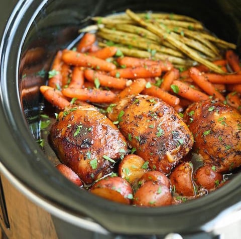 Poulet et Légumes dans une Sauce Miel et Ail à la Mijoteuse
