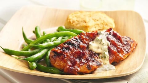 Poulet Grillé Double Barbecue Enrobé de Bacon