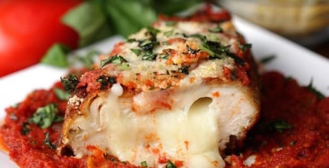 Poulet Parmesan Croustillant et Facile