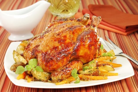 POULET RÔTI AUX ÉPICES, MIEL ET VIN BLANC