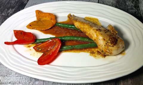 Poulet Sauce Brun et Légumes du Jardin