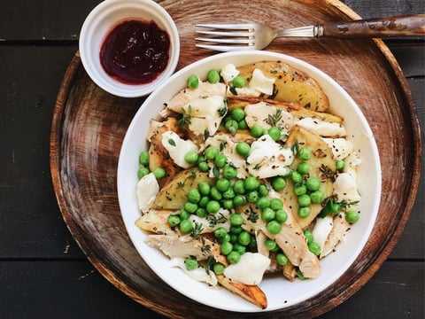 Poutine de Dindon avec Pois et Confiture de Canneberges