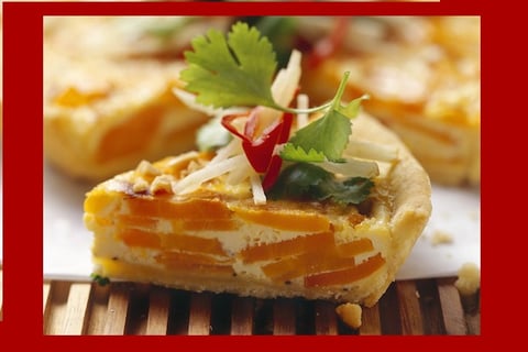 Quiche aux Carottes et Salade aux Pommes et à la Coriandre