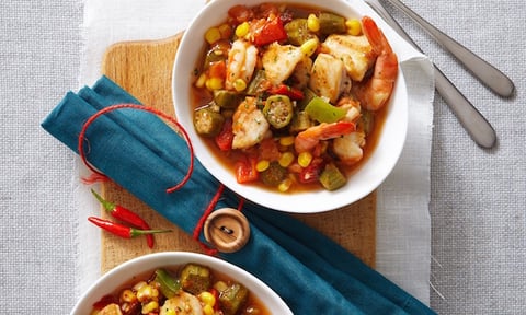 Ragoût de Poulet et de Crevettes au Goût de Fumée à la Louisiane