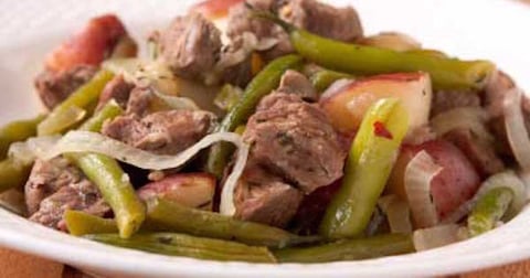 Ragoût de Veau Hongrois à la Mijoteuse