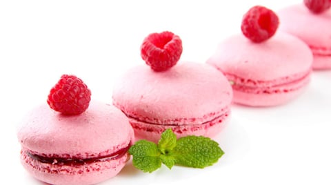 Macarons aux Framboises, avec une Ganache au Chocolat Blanc