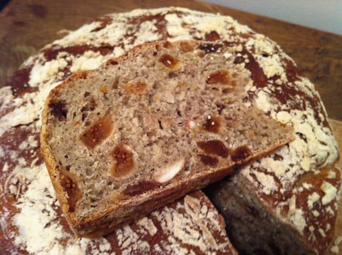 Pain aux Fruits Secs