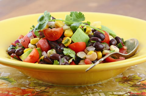 Salade D'avocats et Légumineuses