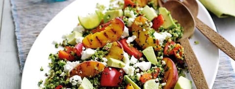 Salade D’été Feta Pêche et Avocat