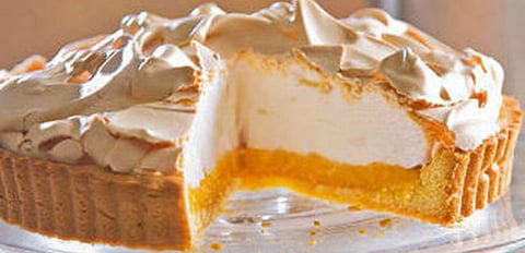Tarte aux Pommes Meringuée